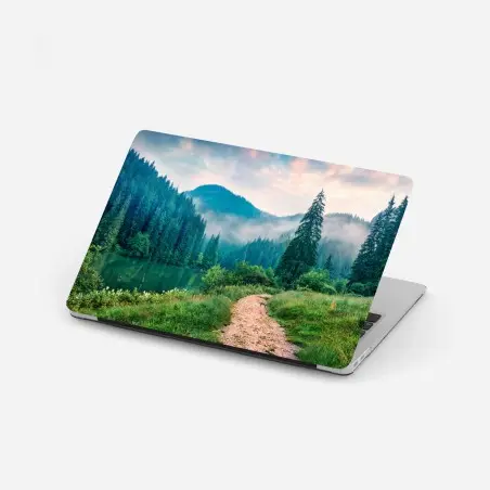 Sticker pour ordinateur portable brume matinale sur Lacu Roșu – Wallnifity®