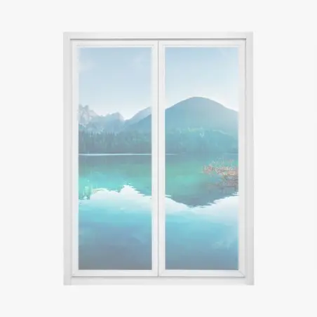 Sticker pour vitres et fenêtres vue paisible du lac de Fusine dans les Alpes Juliennes – Wallnifity®