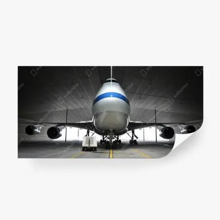 Papier peint face avant d'un gros-porteur dans un hangar – Wallnifity®