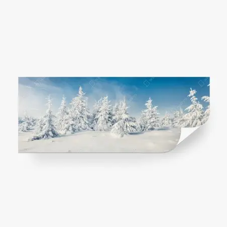 Papier peint panorama hivernal de sapins enneigés – Wallnifity®