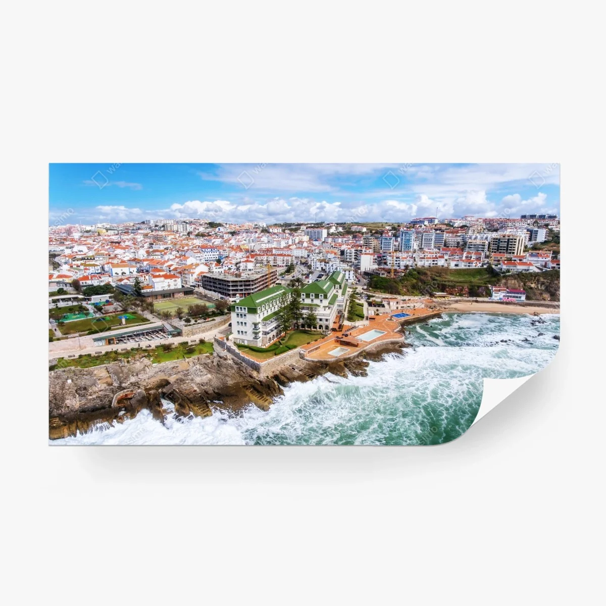 Papier peint vue aérienne d'une ville côtière sur falaises – Wallnifity®