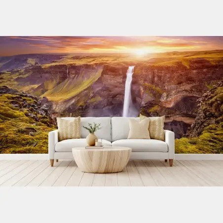 Papier peint cascade majestueuse de Haifoss en Islande au coucher de soleil – Wallnifity®