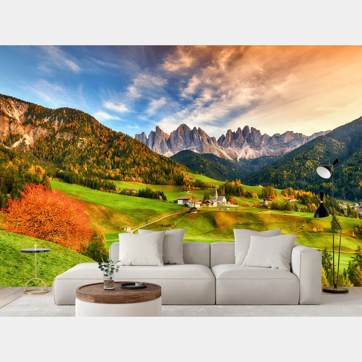 Papier peint lever de soleil sur Santa Maddalena, Dolomites en automne – Wallnifity® Papier peint lever de soleil sur Santa Maddalena, Dolomites en automne – Wallnifity®