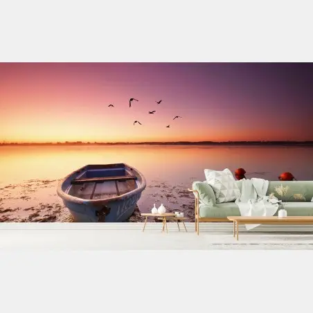 Papier peint bateau au crépuscule sur lac tranquille – Wallnifity®