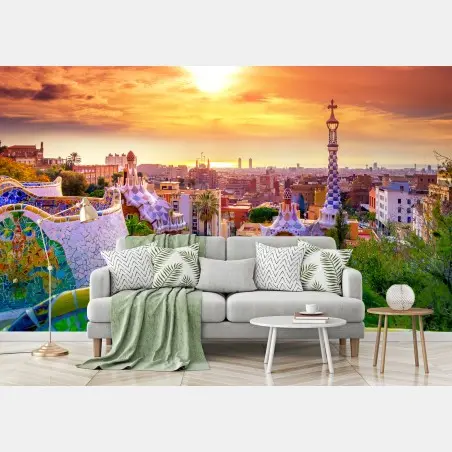 Papier peint vue colorée du Parc Güell à Barcelone au coucher de soleil – Wallnifity®