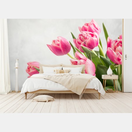 Papier peint bouquet de tulipes roses sur fond clair – Wallnifity®