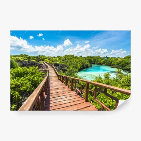 Papier peint passerelle en bois sur lagon turquoise – Wallnifity®