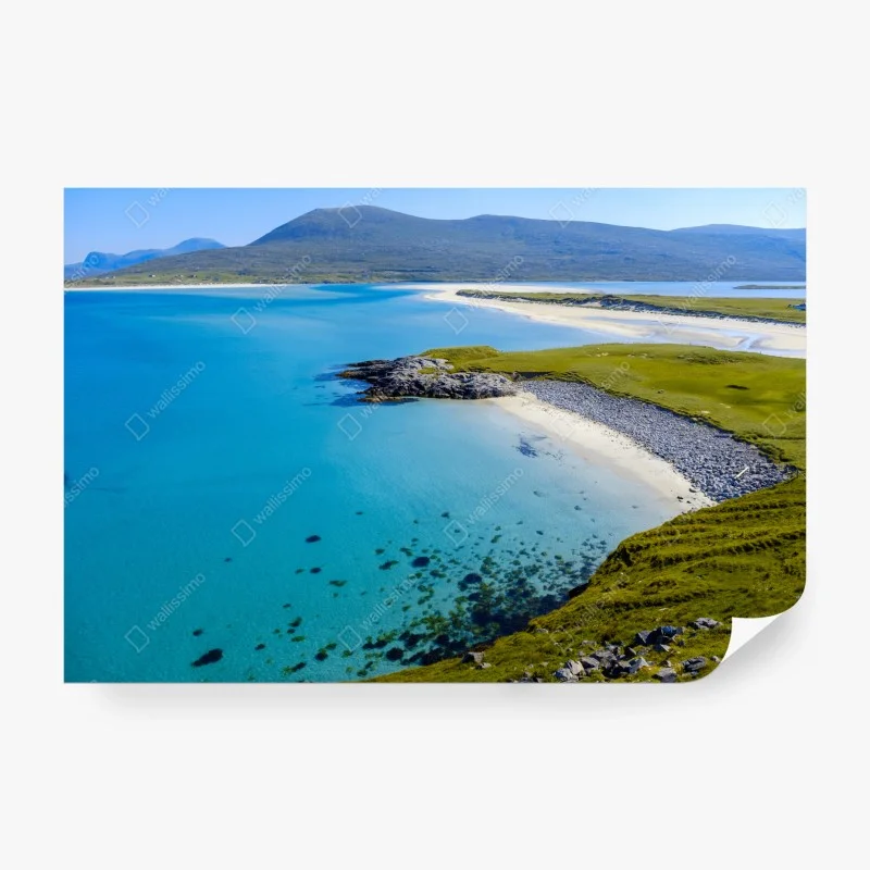 Papier peint plage sauvage aux eaux turquoise et falaises verdoyantes – Wallnifity® Papier peint plage sauvage aux eaux turquoise et falaises verdoyantes – Wallnifity®
