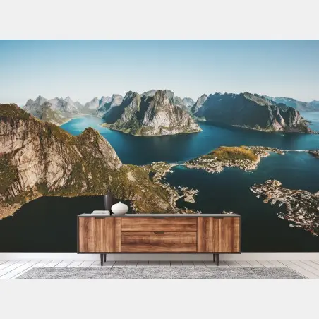 Papier peint panorama fjordique des montagnes et du littoral – Wallnifity®