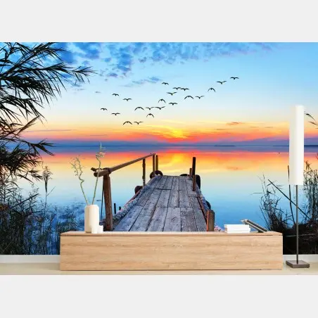 Papier peint jetée au coucher de soleil sur le lac – Wallnifity®