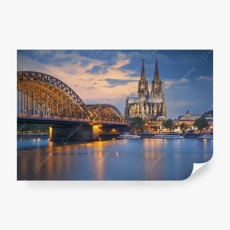Papier peint vue nocturne de la cathédrale de Cologne et du pont Hohenzollern – Wallnifity®