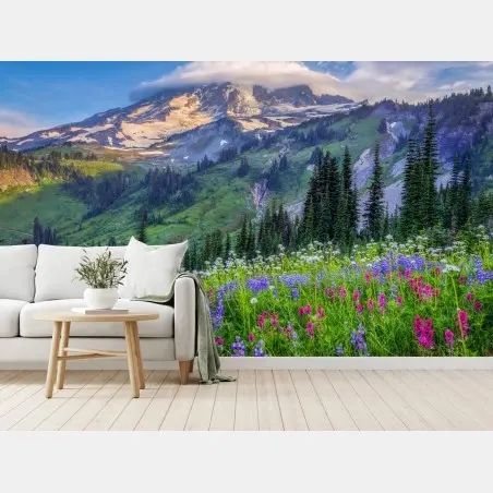Papier peint prairie alpine fleurie au pied de la montagne – Wallnifity®