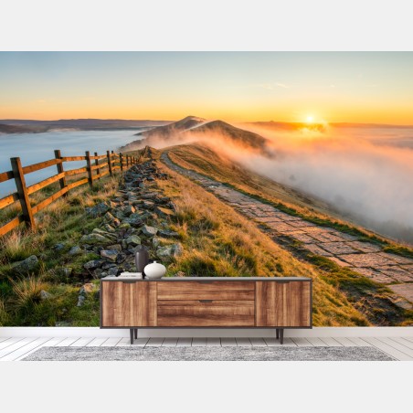Papier peint crête brumeuse au lever du soleil – Wallnifity®