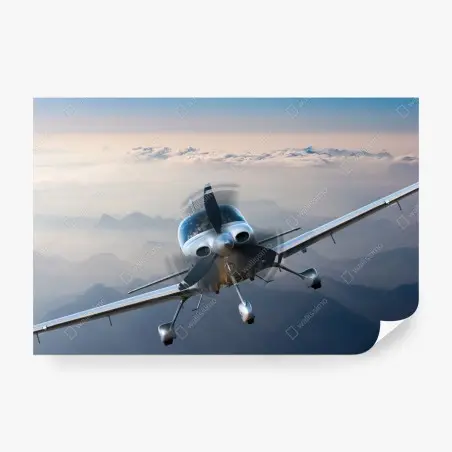 Papier peint avion en plein vol au-dessus des montagnes brumeuses – Wallnifity®