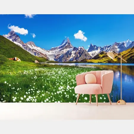 Papier peint pause alpine: panorama montagneux et lac cristallin – Wallnifity®