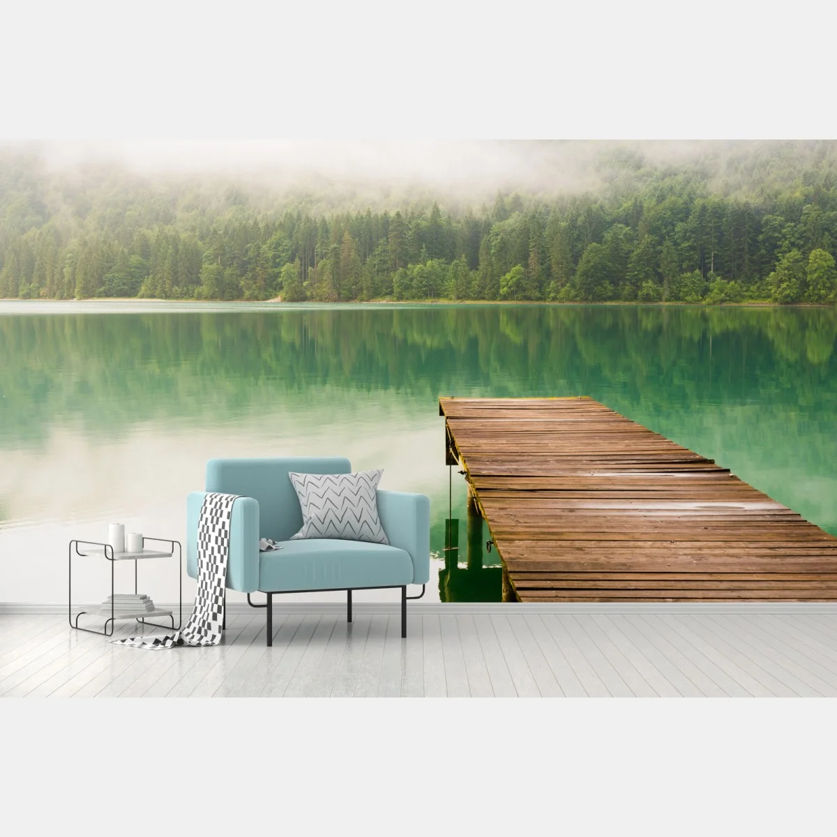 Papier peint jetée en bois sur un lac brumeux – Wallnifity® Papier peint jetée en bois sur un lac brumeux – Wallnifity®