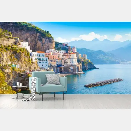 Papier peint village côtier ensoleillé sur la Côte d'Amalfi – Wallnifity®