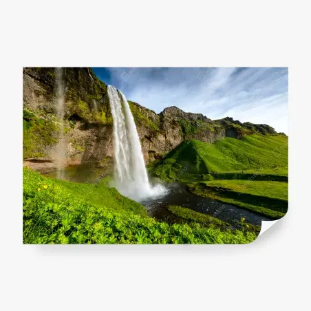 Papier peint cascade majestueuse de Seljalandsfoss, beauté islandaise – Wallnifity®