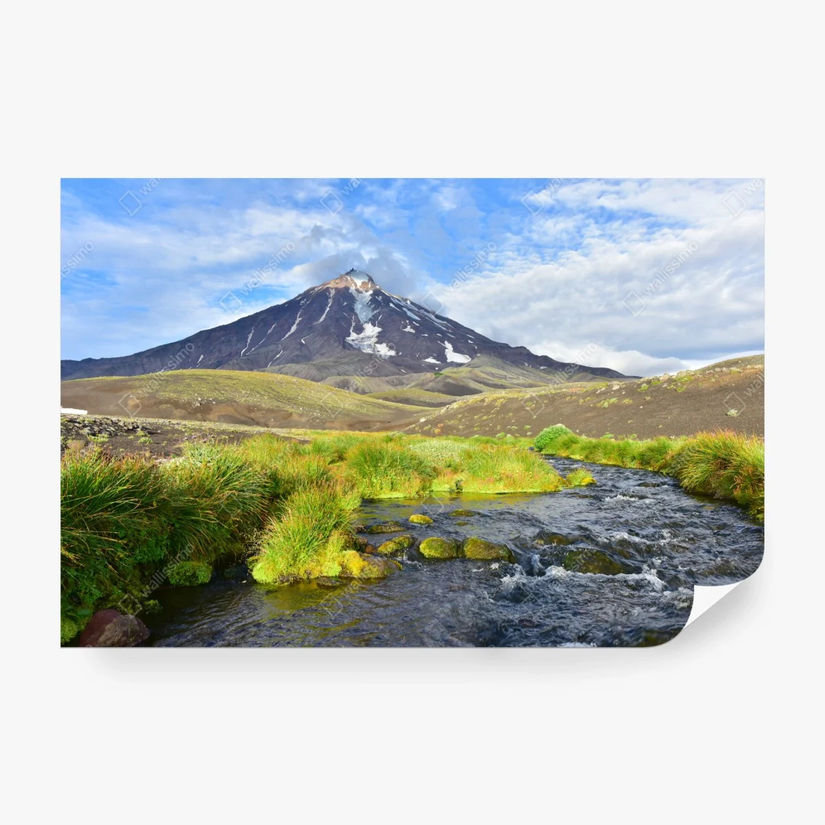 Papier peint vue sereine du volcan Koryaksky – Wallnifity® Papier peint vue sereine du volcan Koryaksky – Wallnifity®