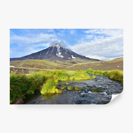 Papier peint vue sereine du volcan Koryaksky – Wallnifity®