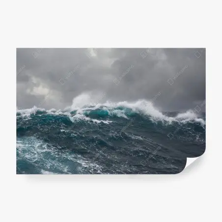 Papier peint vagues déchaînées sous un ciel orageux – Wallnifity®