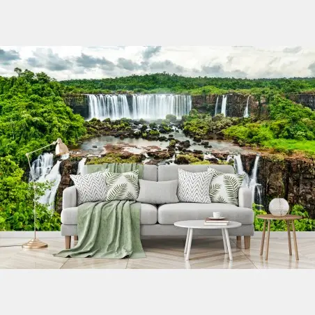 Papier peint cascade majestueuse dans la forêt tropicale – Wallnifity®