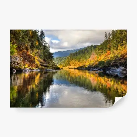 Papier peint paysage du Rogue River aux couleurs d'automne – Wallnifity®