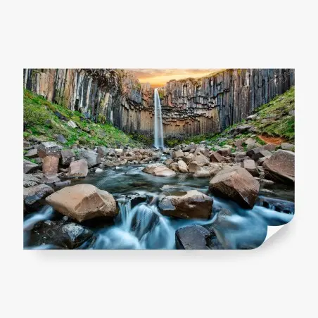 Papier peint cascade de Svartifoss en Islande – Wallnifity®