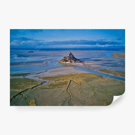 Papier peint vue aérienne de Mont Saint-Michel et de sa baie – Wallnifity®