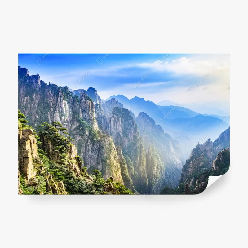 Papier peint paysage de montagnes brumeuses aux falaises sculptées – Wallnifity® Papier peint paysage de montagnes brumeuses aux falaises sculptées – Wallnifity®