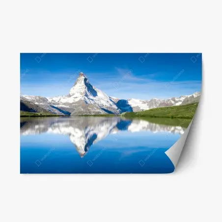 Sticker repositionnable reflet du Cervin sur un lac alpin – Wallnifity®