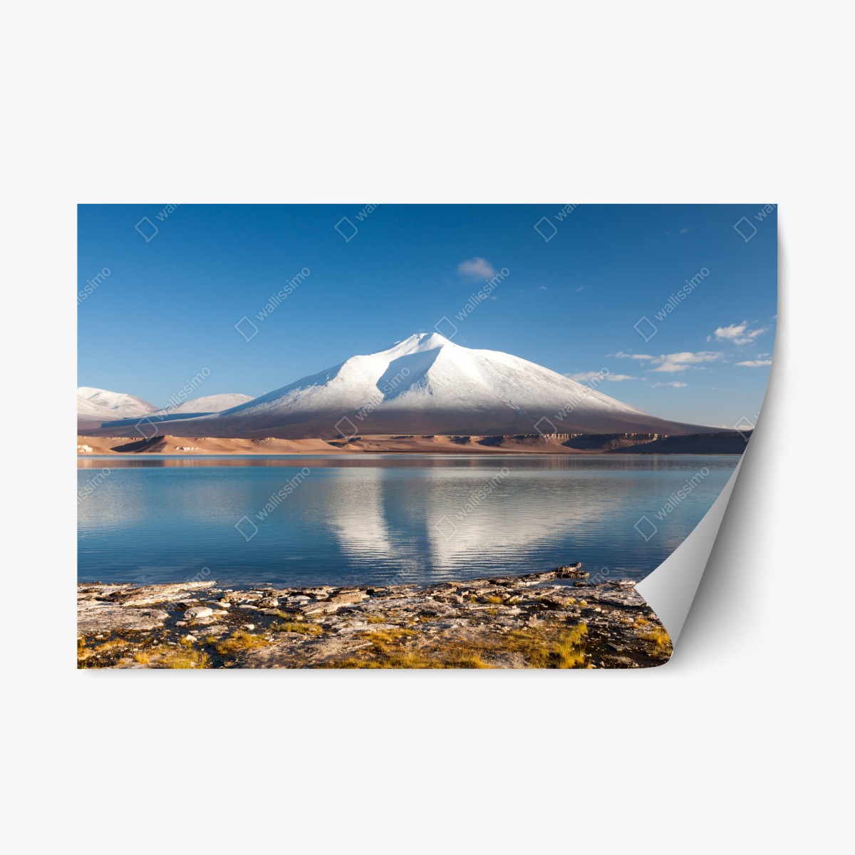 Sticker repositionnable reflet serein du volcan dans le désert d'Atacama – Wallnifity®