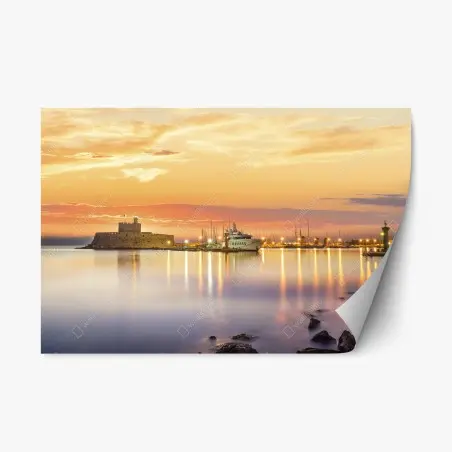 Sticker repositionnable crépuscule doré sur le port de Mandraki, Rhodes – Wallnifity®
