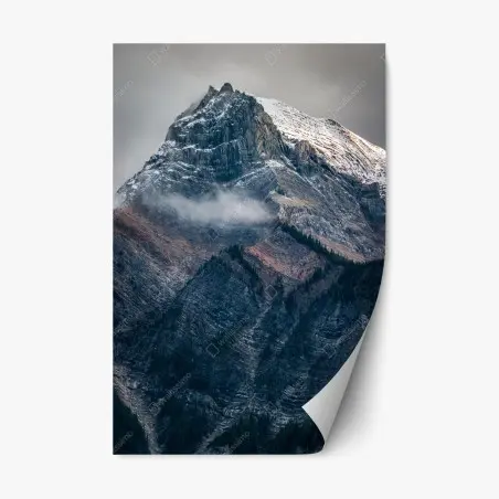Sticker repositionnable sommet alpin dans la brume – Wallnifity®