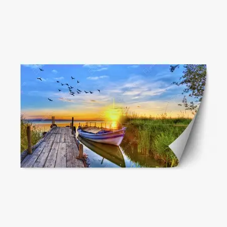 Sticker repositionnable bateau au lever du soleil sur le lac – Wallnifity®