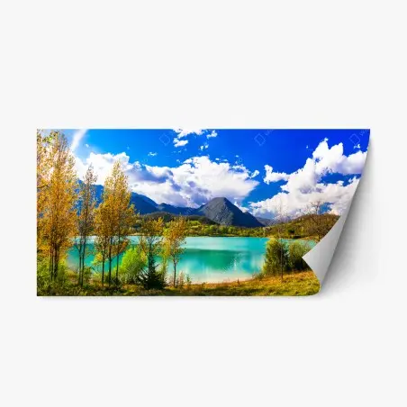 Sticker repositionnable lac turquoise au pied des montagnes automnales – Wallnifity®