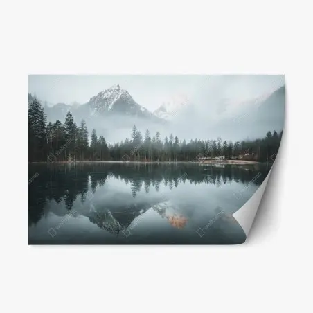 Sticker repositionnable reflets brumeux des montagnes et de la forêt – Wallnifity®