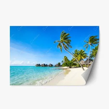Sticker repositionnable évasion tropicale: plage paradisiaque et bungalows sur pilotis – Wallnifity®