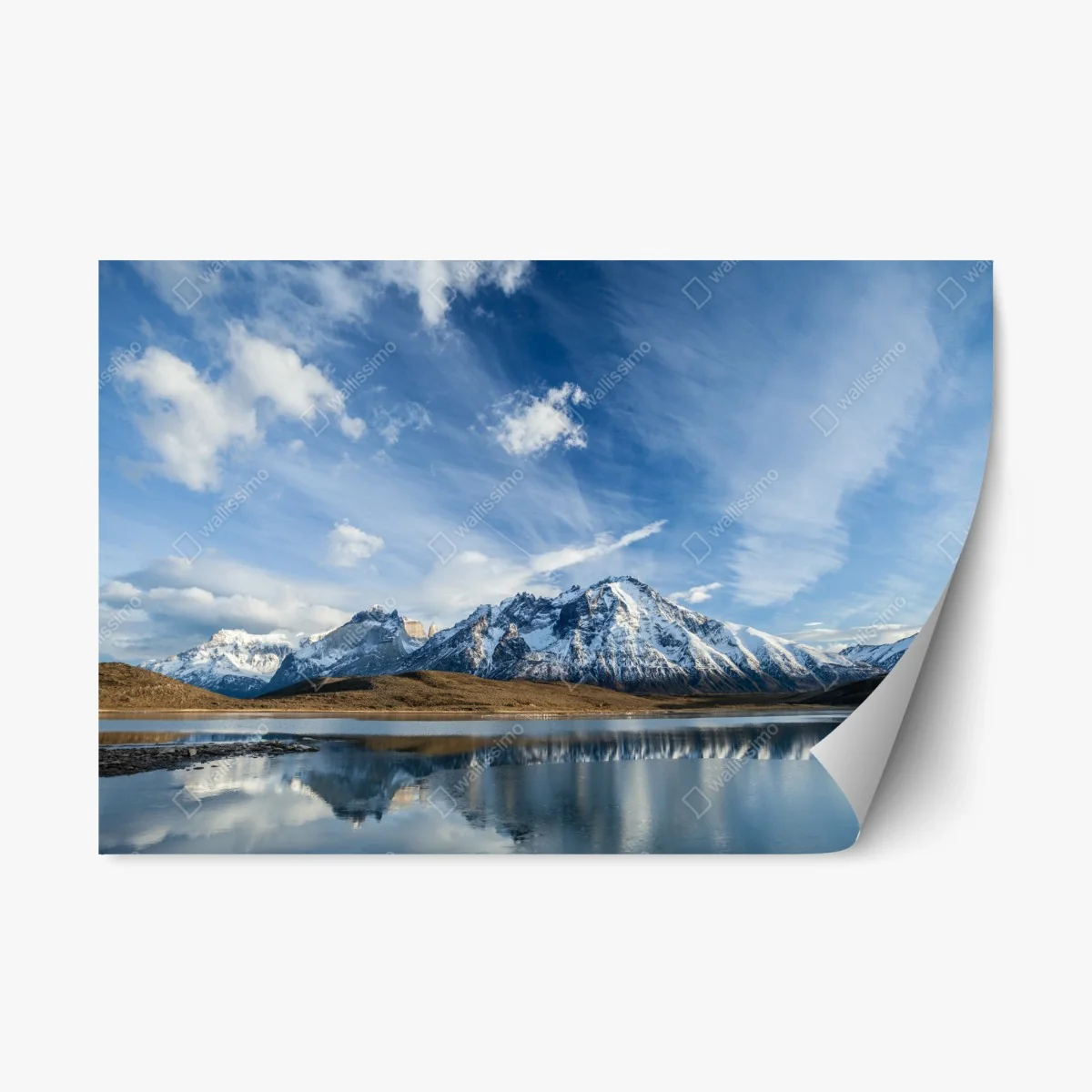 Sticker repositionnable panorama montagneux enneigé au reflet sur le lac – Wallnifity® Sticker repositionnable panorama montagneux enneigé au reflet sur le lac – Wallnifity®
