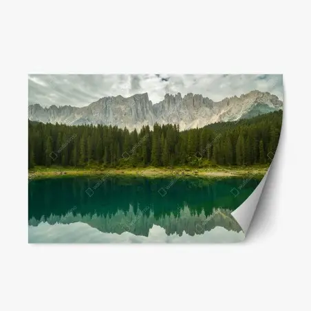 Sticker repositionnable reflet des Dolomites sur le Lago di Carezza – Wallnifity®