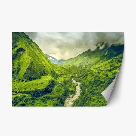 Sticker repositionnable calme vallée verte sous les nuages – Wallnifity®