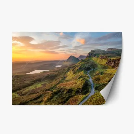 Sticker repositionnable coucher de soleil sur les collines verdoyantes – Wallnifity®