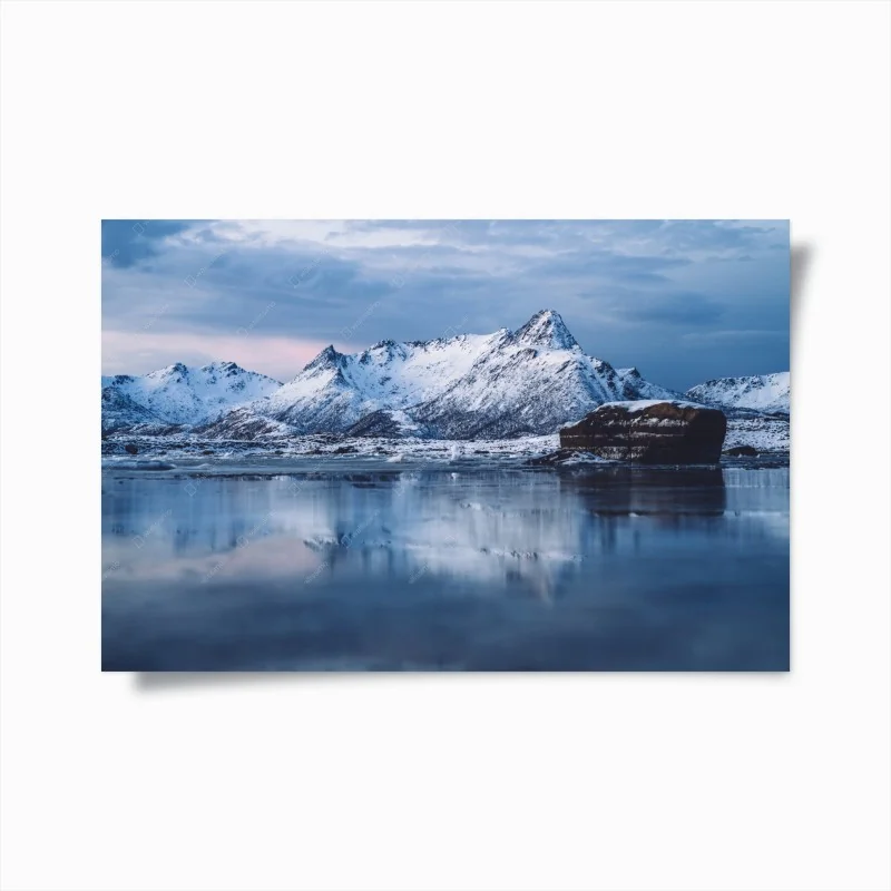 Poster paysage polaire tranquille avec reflet montagneux – Wallnifity® Poster paysage polaire tranquille avec reflet montagneux – Wallnifity®
