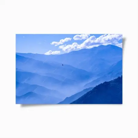 Poster paysage brumeux de montagnes bleues – Wallnifity®