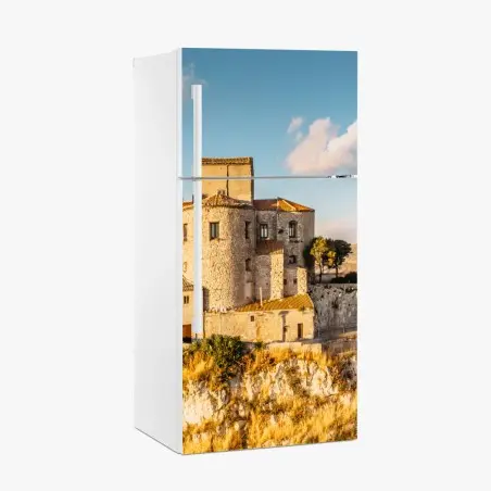 Sticker pour réfrigérateur village médiéval perché sur la colline – Wallnifity®