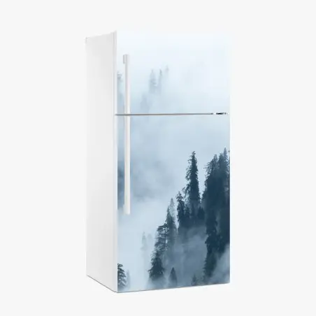 Sticker pour réfrigérateur forêt de conifères enveloppée de brume – Wallnifity®