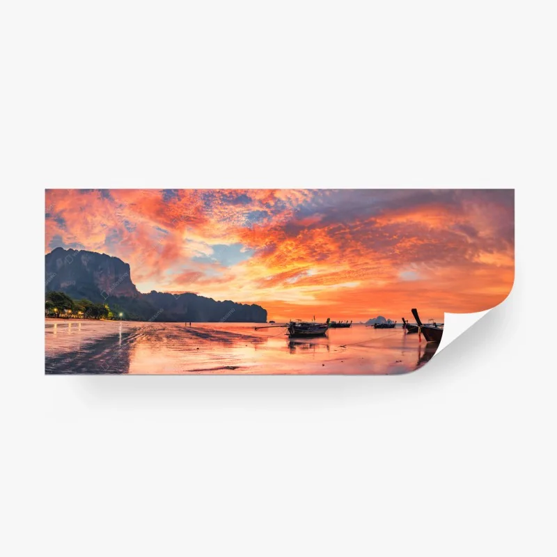 Papier peint coucher de soleil à Ao Nang, Thaïlande, bateaux traditionnels – Wallnifity® Papier peint coucher de soleil à Ao Nang, Thaïlande, bateaux traditionnels – Wallnifity®