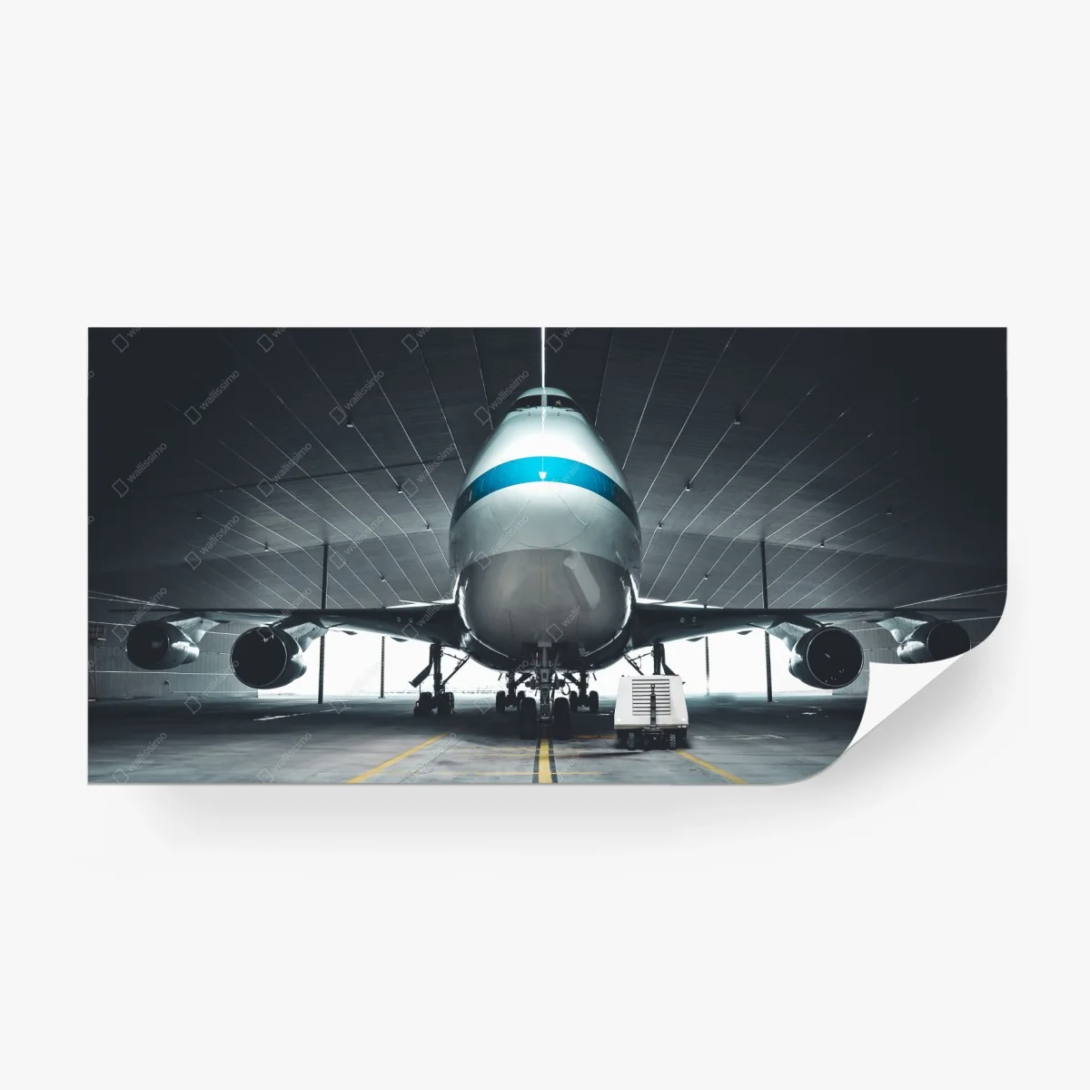 Papier peint gros-porteur majestueux dans son hangar – Wallnifity®
