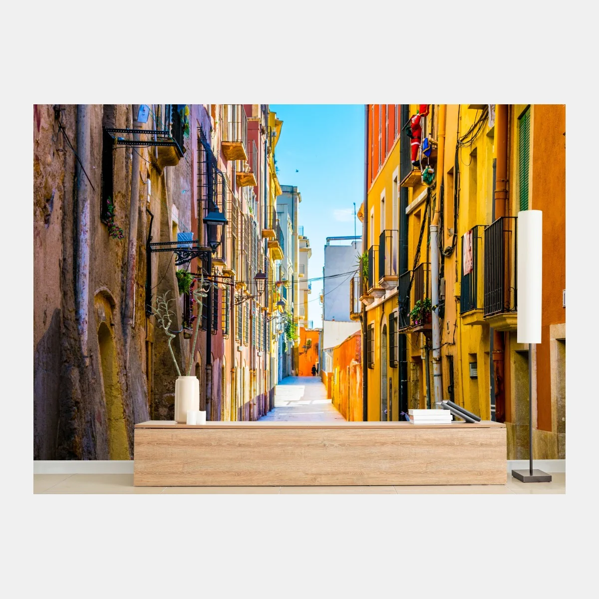 Papier peint ruelle méditerranéenne aux couleurs vives – Wallnifity® Papier peint ruelle méditerranéenne aux couleurs vives – Wallnifity®