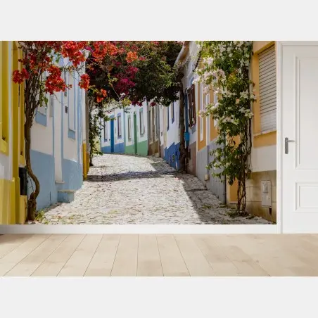 Papier peint ruelle fleurie de Ferragudo – Wallnifity®
